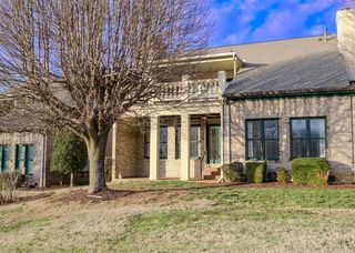 200 Champions Dr, Springfield, TN 37172