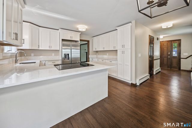 172 Wedgewood Drive, Torrington, CT 06790