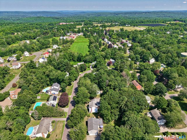 172 Wedgewood Drive, Torrington, CT 06790