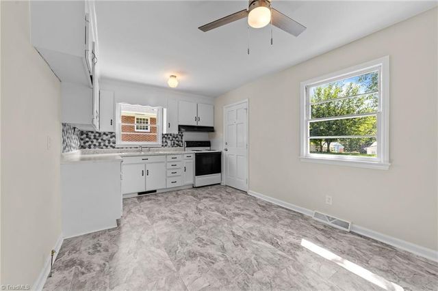 2509 Fontaine Road, Greensboro, NC 27407