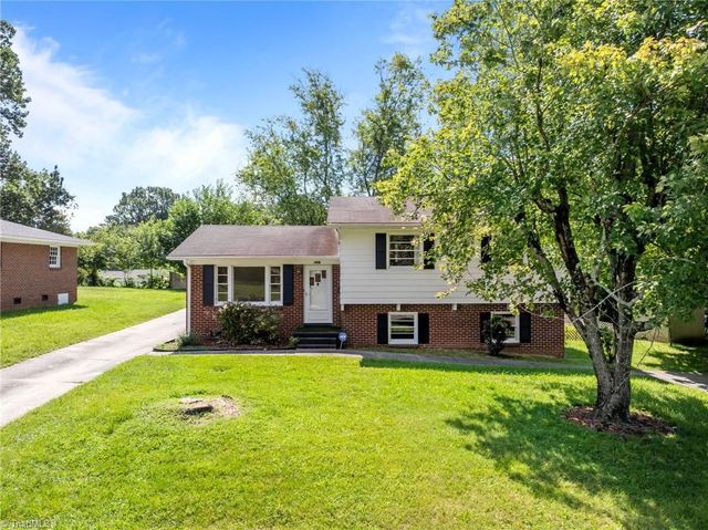 2509 Fontaine Road, Greensboro, NC 27407