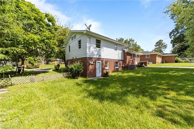 2509 Fontaine Road, Greensboro, NC 27407