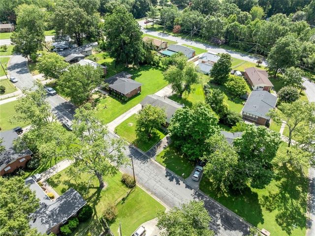 2509 Fontaine Road, Greensboro, NC 27407