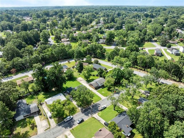 2509 Fontaine Road, Greensboro, NC 27407