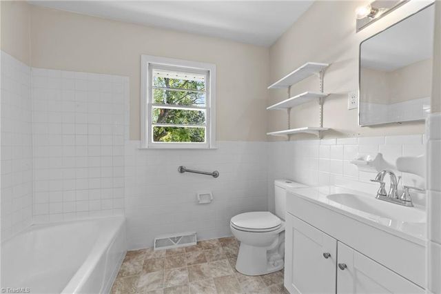 2509 Fontaine Road, Greensboro, NC 27407
