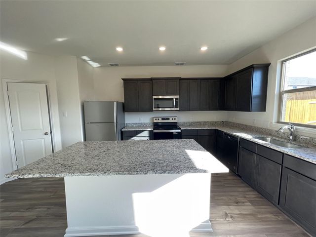 2103 Hialeah Drive, Seagoville, TX 75159