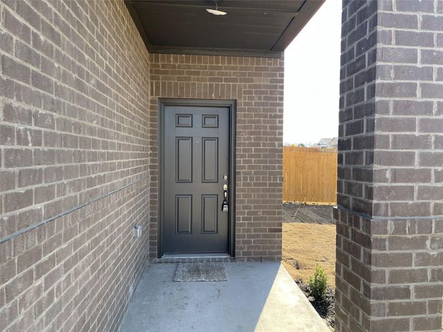 2103 Hialeah Drive, Seagoville, TX 75159