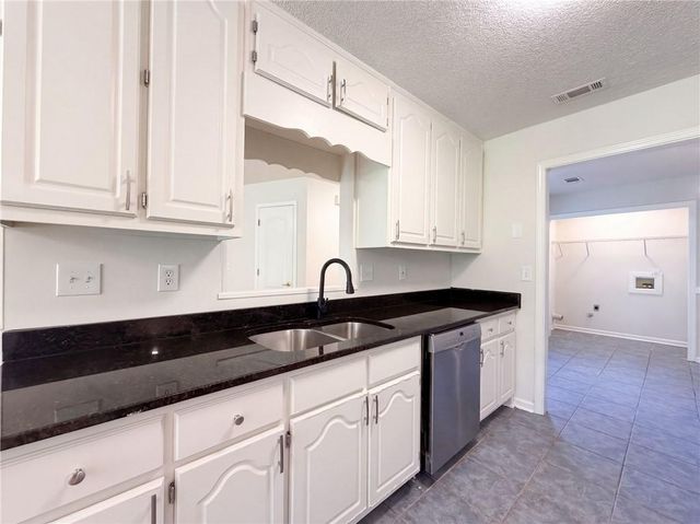 105 Nanci Court, Stockbridge, GA 30281