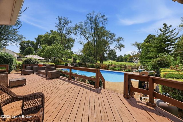 1126 N Highway 1793, Goshen, KY 40026