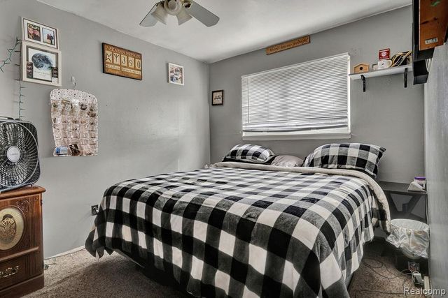 25530 Cole Street, Roseville, MI 48066