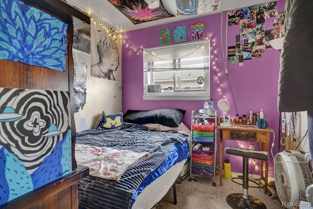 25530 Cole Street, Roseville, MI 48066