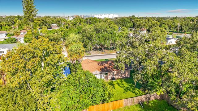 1409 17TH STREET E, Bradenton, FL 34208