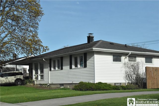 45 Idlewood Drive, Tonawanda, NY 14150
