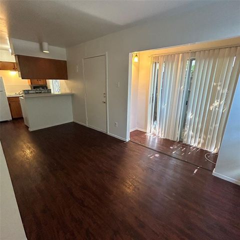 1011 W 23rd ST 102, Austin, TX 78705