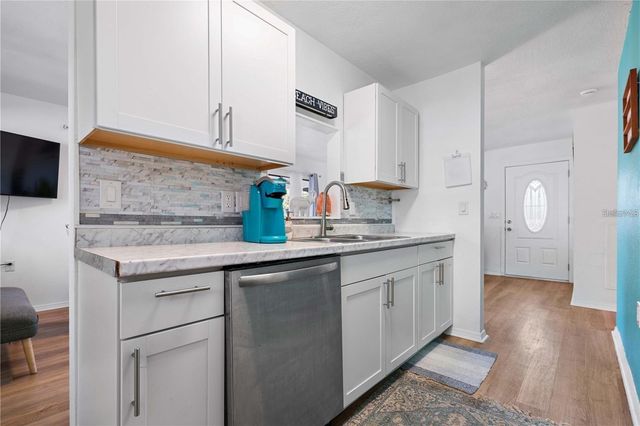 1244 31ST AVENUE E, Bradenton, FL 34208