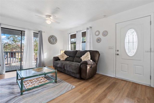 1244 31ST AVENUE E, Bradenton, FL 34208