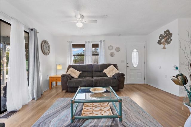 1244 31ST AVENUE E, Bradenton, FL 34208