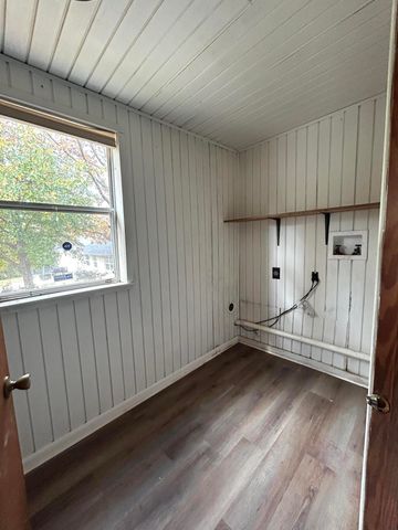 1037 Hood Ln, Leesville, LA 71446