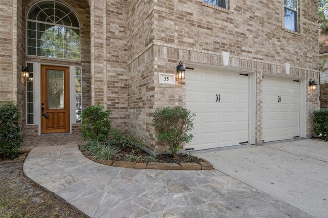35 N York Gate Court, The Woodlands, TX 77382