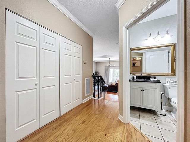 704 SEAGATE DRIVE, Tampa, FL 33602