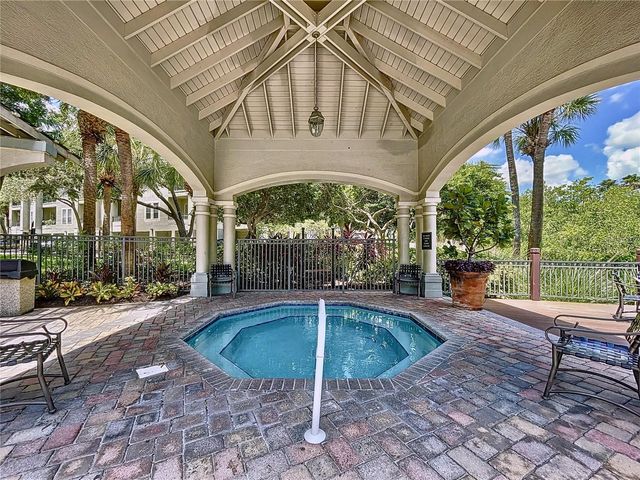 704 SEAGATE DRIVE, Tampa, FL 33602