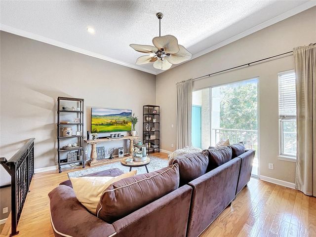 704 SEAGATE DRIVE, Tampa, FL 33602