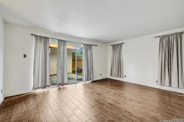 11826 Petal Dr Unit 73, San Antonio, TX 78216