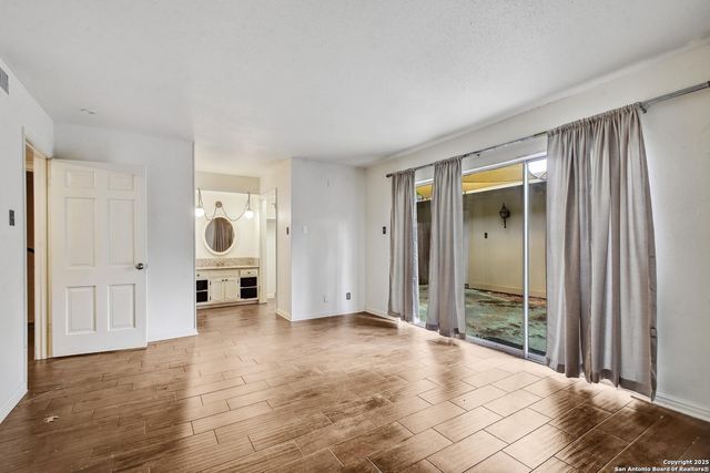 11826 Petal Dr Unit 73, San Antonio, TX 78216