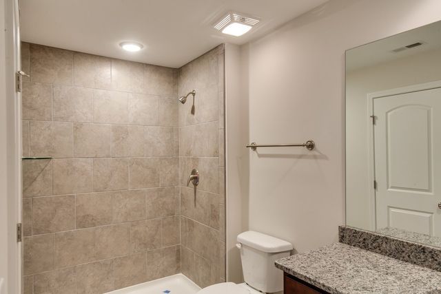 705 Harpeth Knoll Ct, Nashville, TN 37221