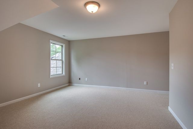 705 Harpeth Knoll Ct, Nashville, TN 37221