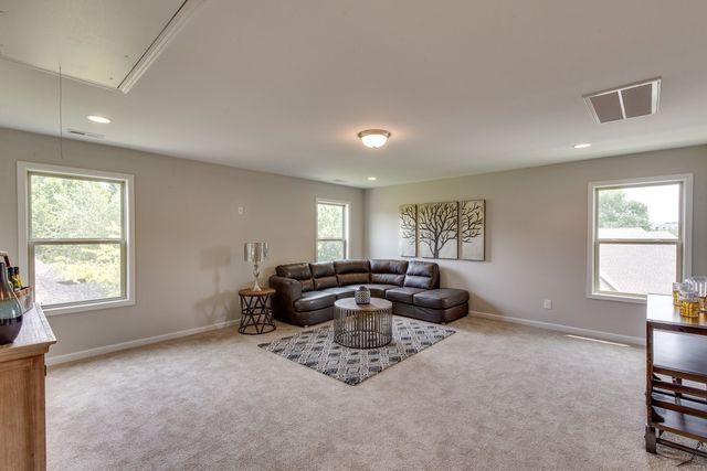 705 Harpeth Knoll Ct, Nashville, TN 37221