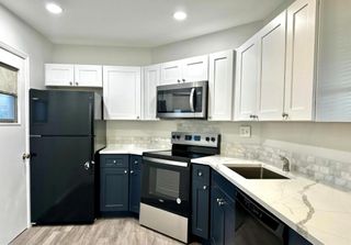 6 Greenway Village N 212, Royal Palm Beach, FL 33411