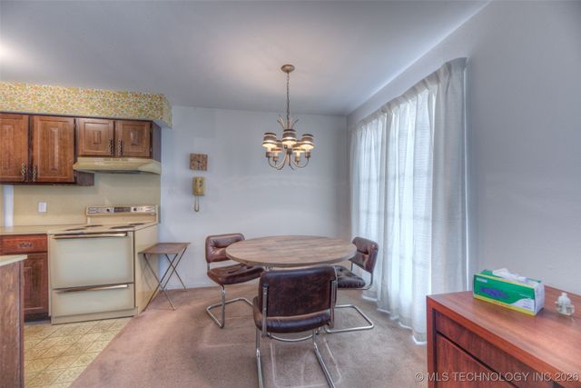 6806 S Toledo Avenue 305, Tulsa, OK 74136