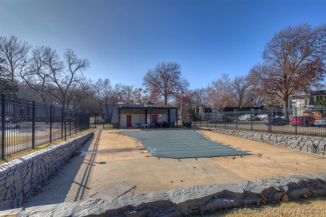 6806 S Toledo Avenue 305, Tulsa, OK 74136