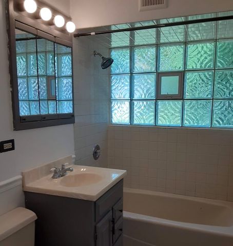 10 4th Street, Downers Grove, IL 60515