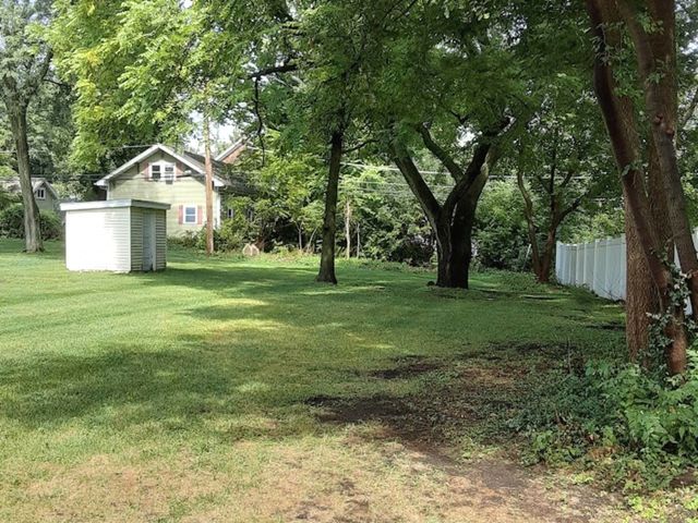 10 4th Street, Downers Grove, IL 60515