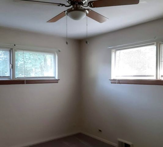 10 4th Street, Downers Grove, IL 60515