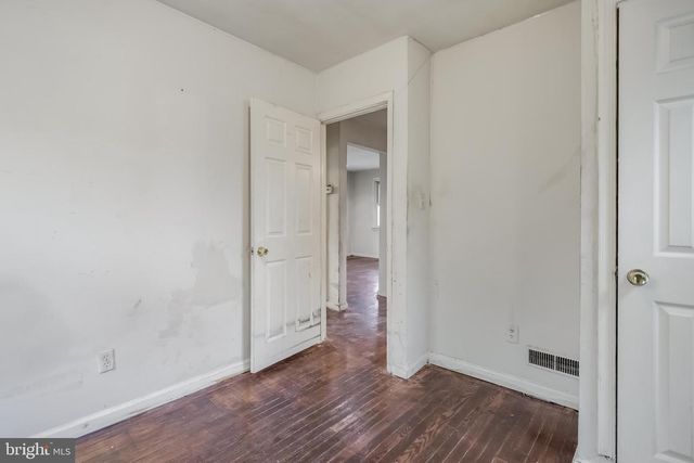5203 ADDISON RD, Capitol Heights, MD 20743