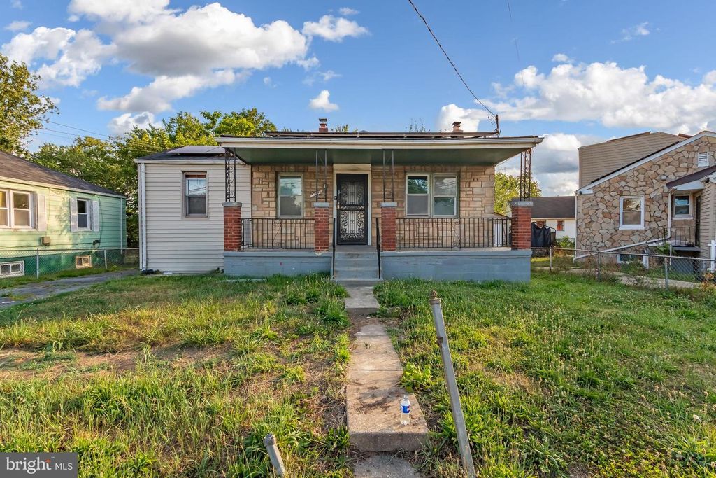 5203 ADDISON RD, Capitol Heights, MD 20743