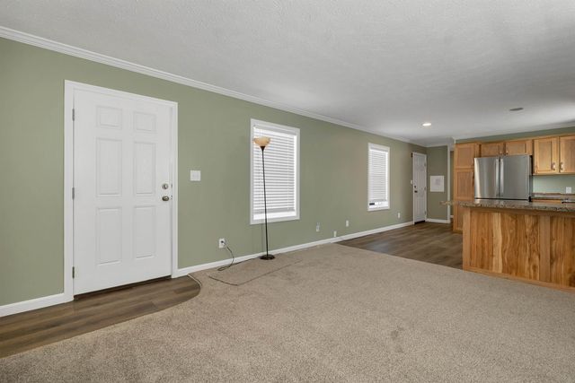 2 Atlas Place, Derry, NH 03038