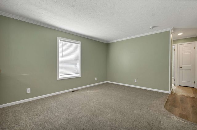2 Atlas Place, Derry, NH 03038