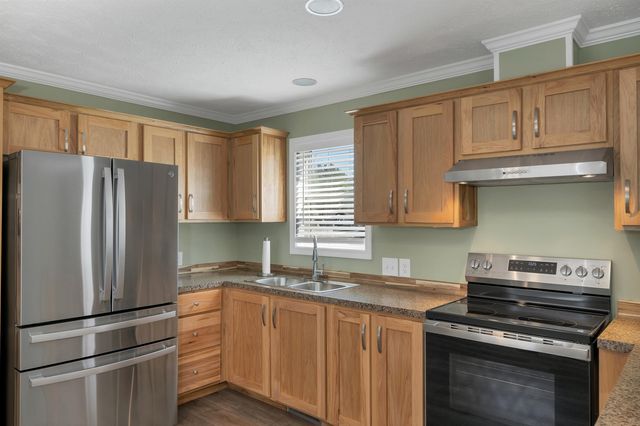 2 Atlas Place, Derry, NH 03038