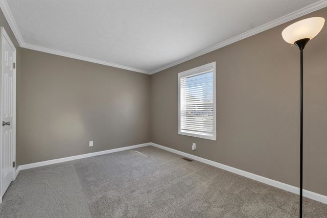 2 Atlas Place, Derry, NH 03038