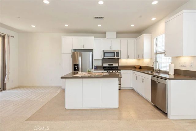 105 Tubeflower, Irvine, CA 92618