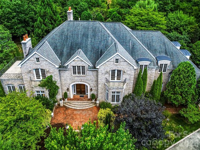 150 Rainbow View Drive, Fletcher, NC 28732