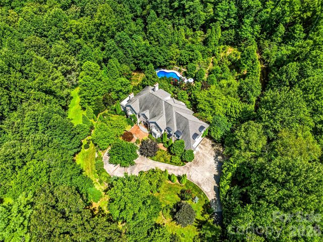 150 Rainbow View Drive, Fletcher, NC 28732