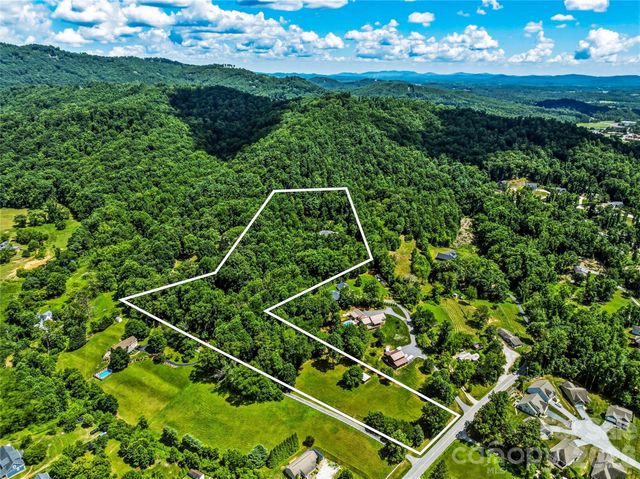 150 Rainbow View Drive, Fletcher, NC 28732