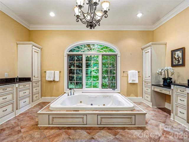 150 Rainbow View Drive, Fletcher, NC 28732