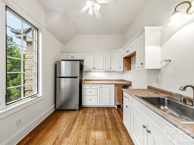150 Rainbow View Drive, Fletcher, NC 28732