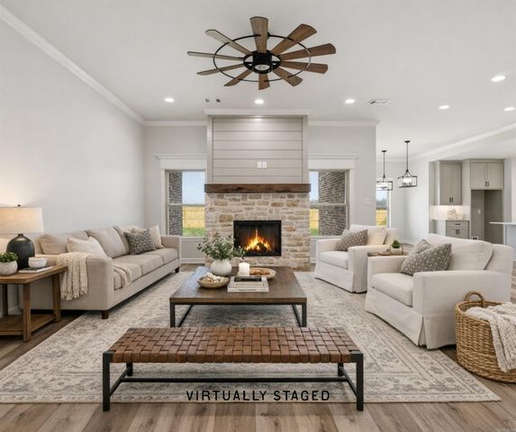 18 Rush Creek Dr, Vilonia, AR 72173